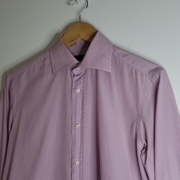 Pink button down shirt - Picture 1 of 4
